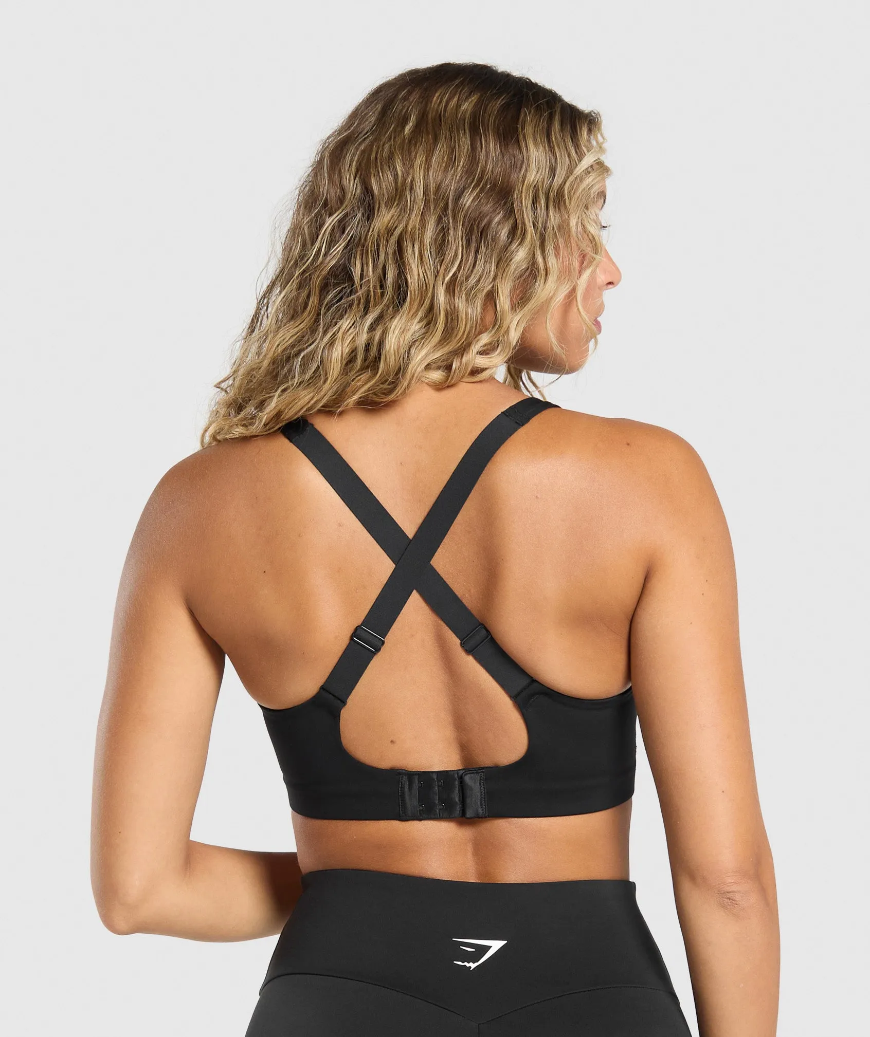 Gymshark Strappy Back Medium Support Sports Bra - Black
